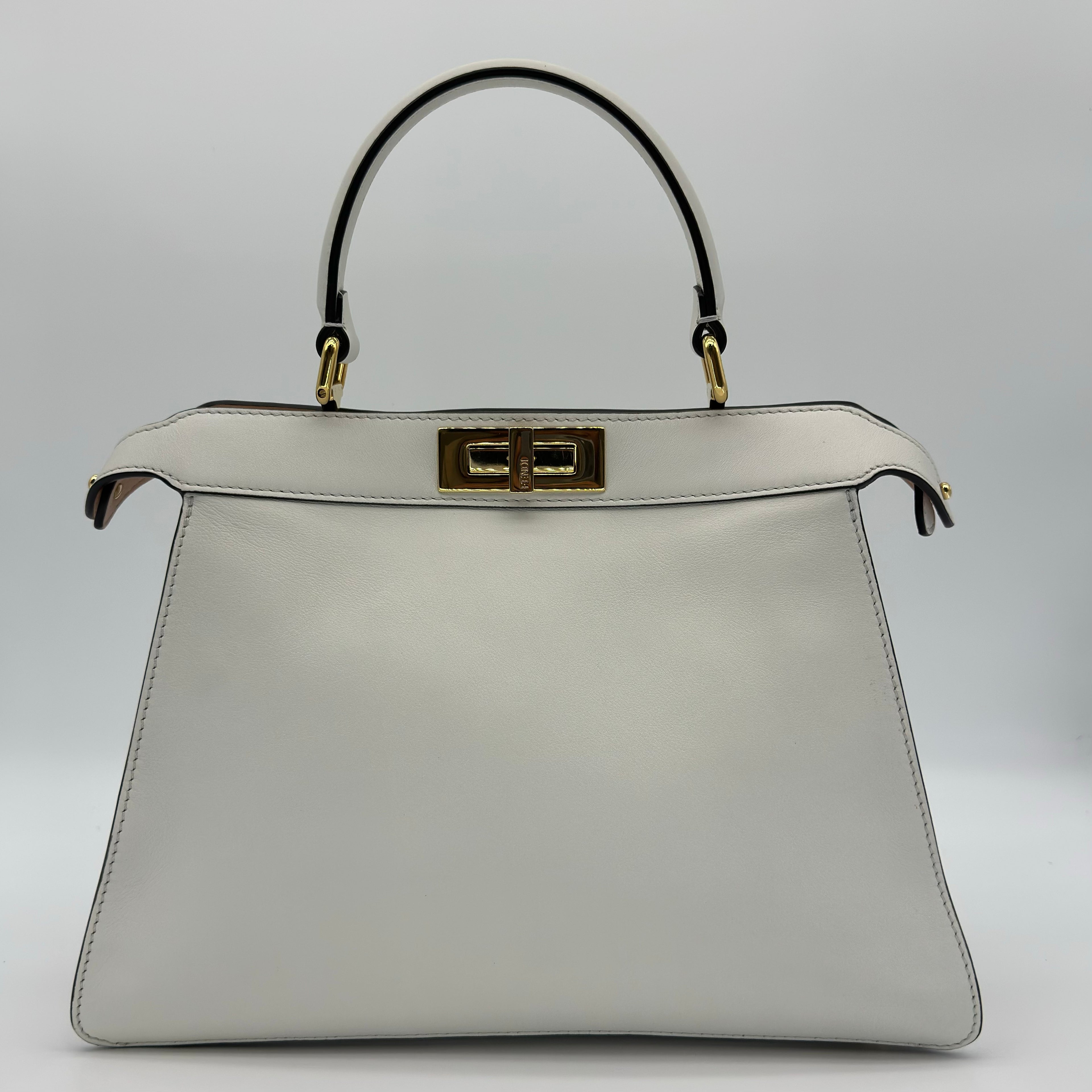 FENDI Selleria Peekaboo leather 2way bag