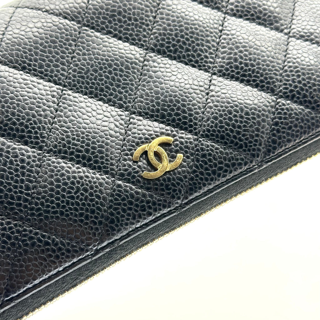 Chanel Caviar Quilted Large Gusset Zip Around Wallet Black