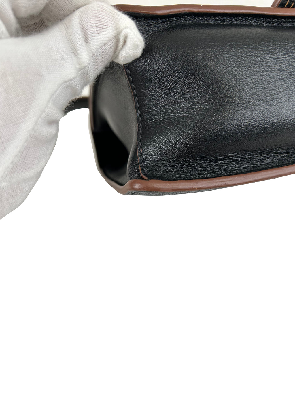 MIUMIU Sac à bandoulière à rabat en cuir Madras noir orné de cristaux et boucle