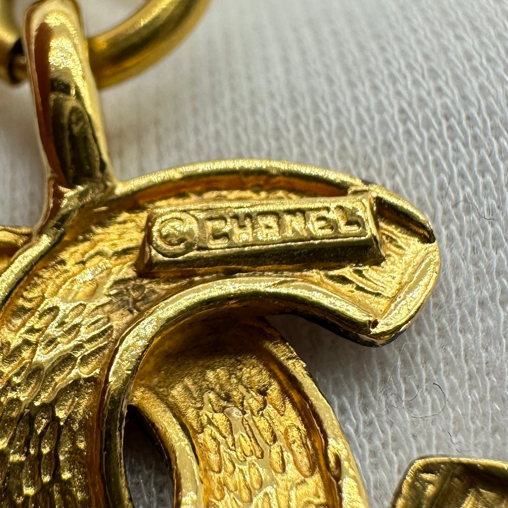 Chanel Matlasse Vintage Cocomac Necklace gold