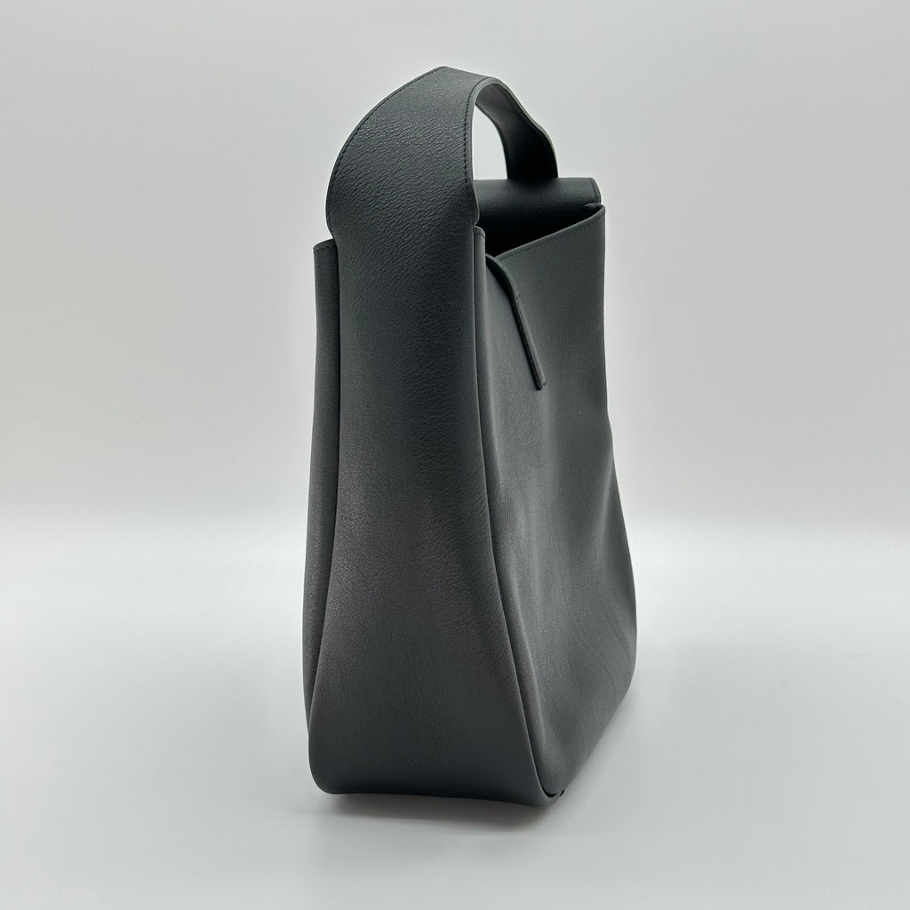 Saint Laurent Le5A7 Black Leather Bucket Hobo Shoulder Tote Bag Small
