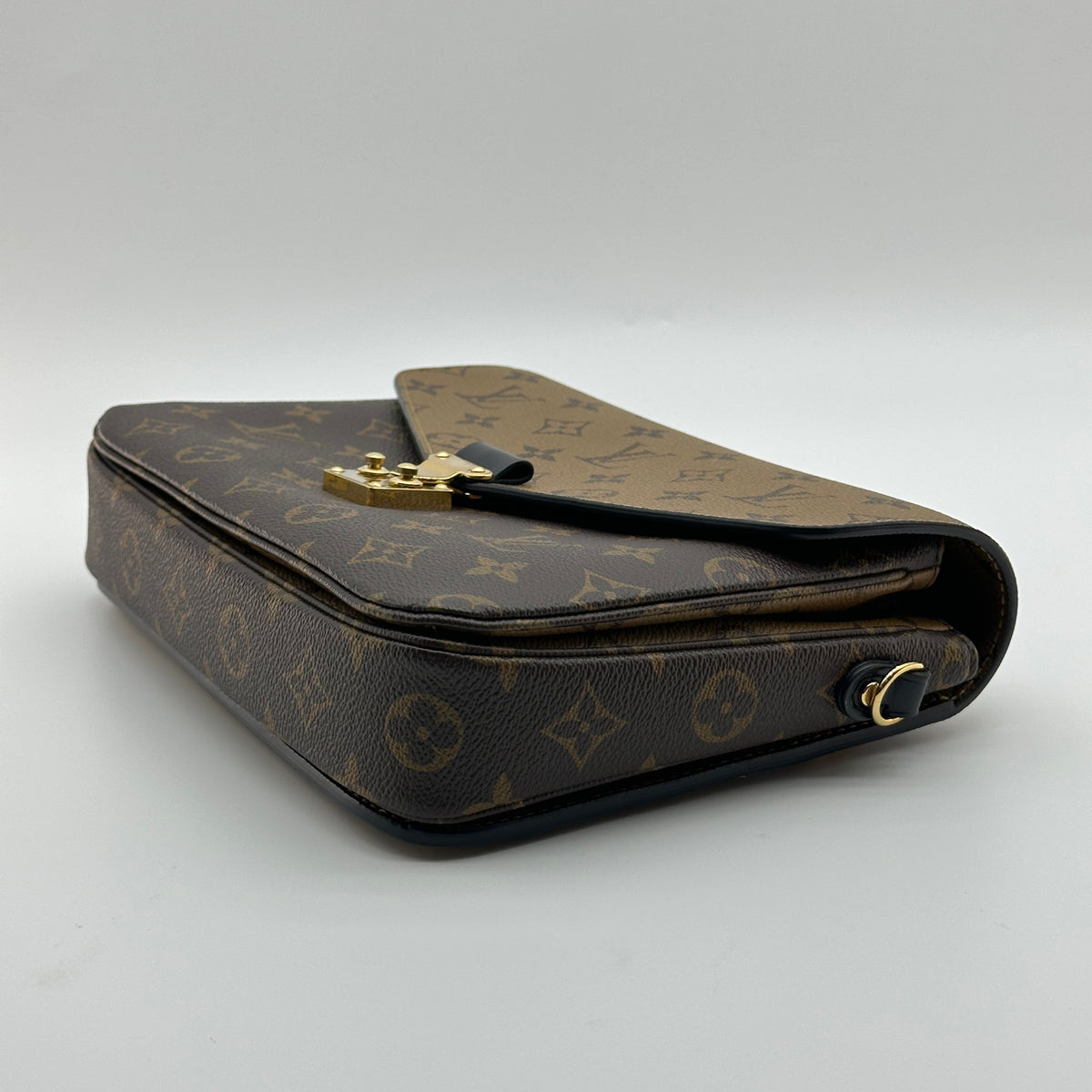 Louis Vuitton Monogram Reverse Canvas Pochette Métis 25cm Brown Crossbody Bag
