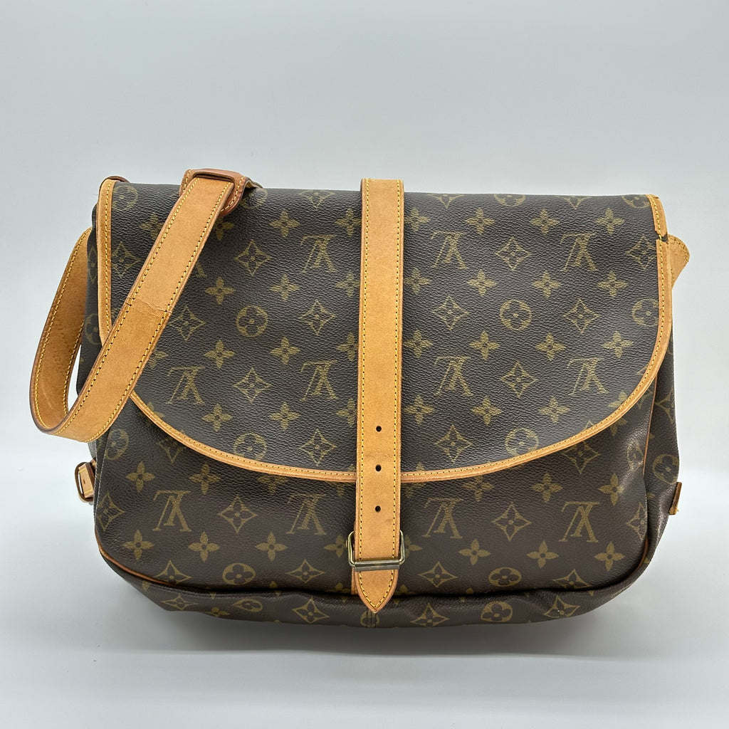 LOUIS VUITTON Monogram Saumur Shoulder Bag Crossbag Vintage