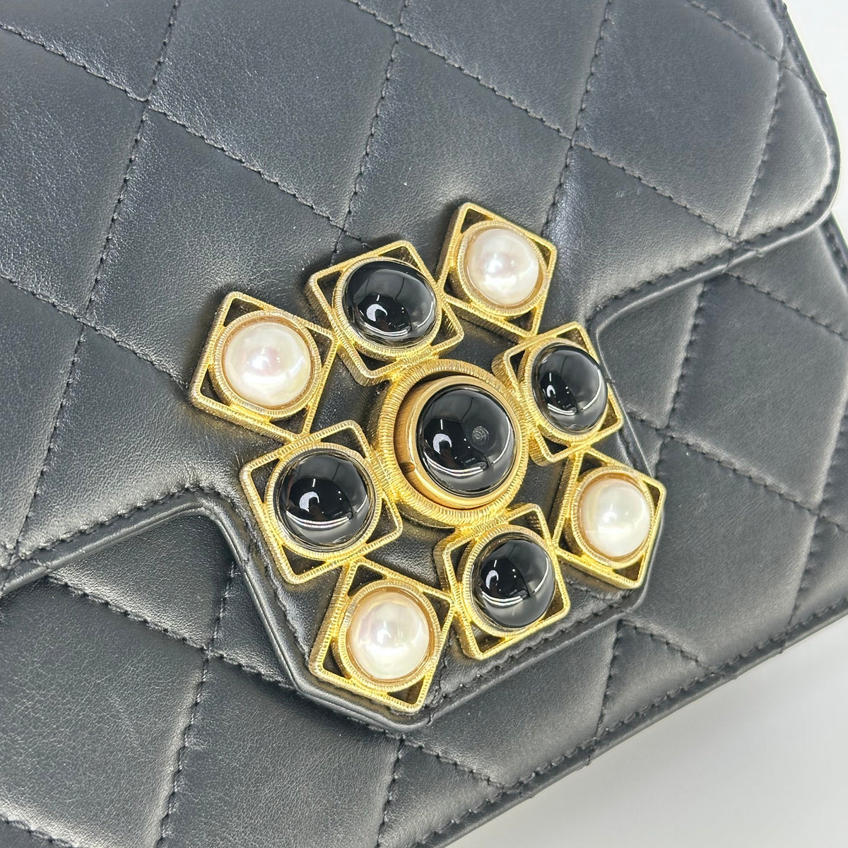 Chanel Onyx Pearl Bag Shoulder Bag Corssbody Limited Edition 30 Series