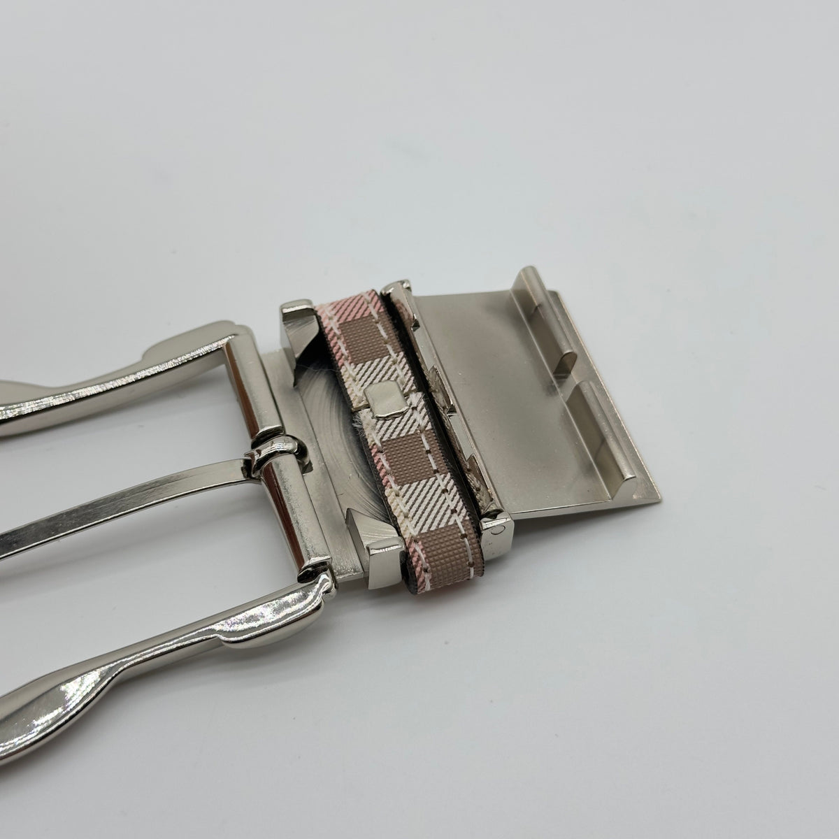 Burberry Vintage Check Pink Leather Belt