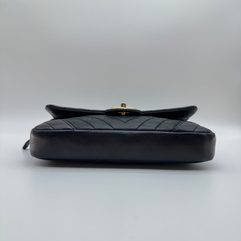 Chanel Chevron Leather x lambskin Single Flap Double Chain Bag V Stitch Black Gold Metal Fittings 21101092 21XXXXXX