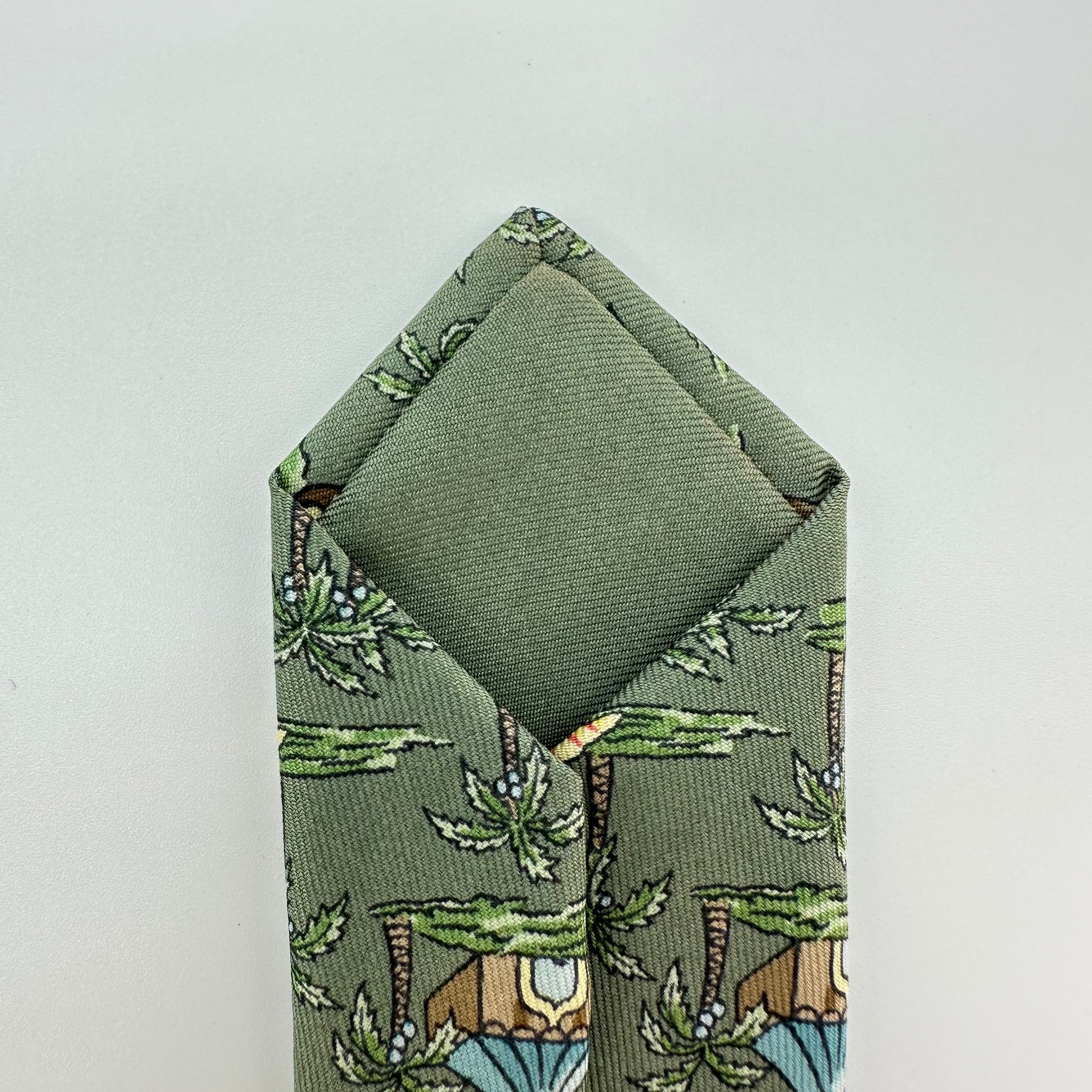 Hermes Coconut Oasis Necktie Green