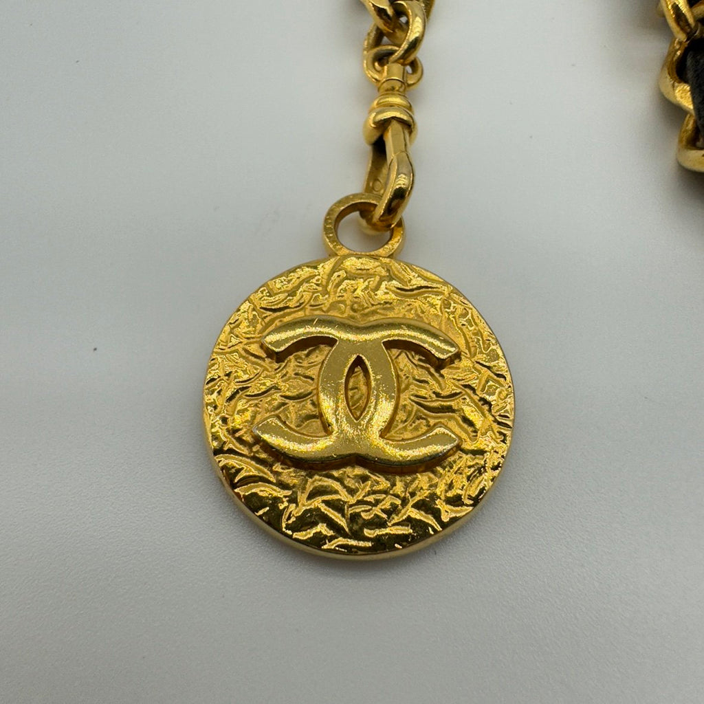 Chanel 1982 CC Medallion Gold-Tone Black Leather Chain Belt