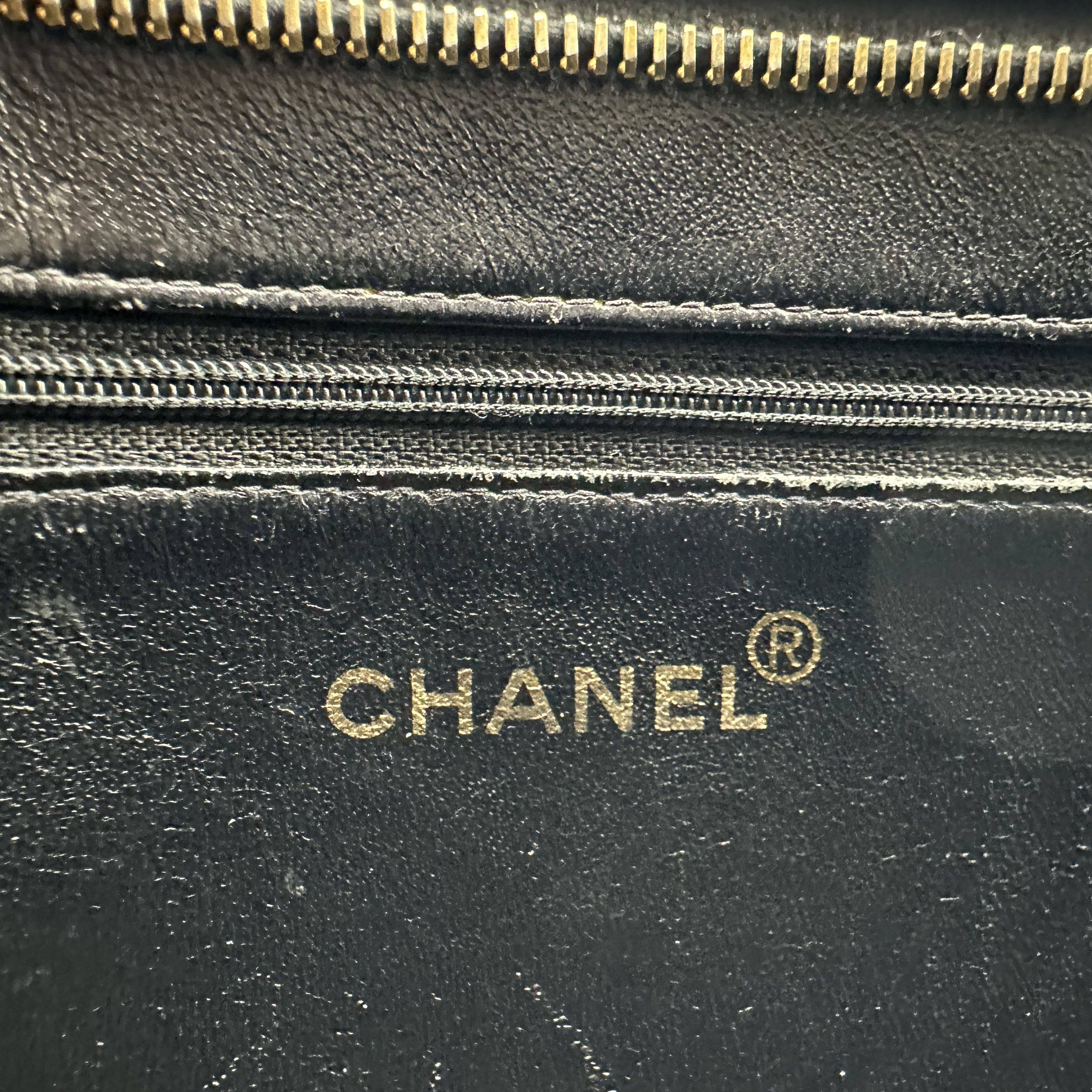 Chanel Reissue Tote Hilton Style Caviar Leather Shoulder Handbag Black Gold Hardware 5 Series Vintage