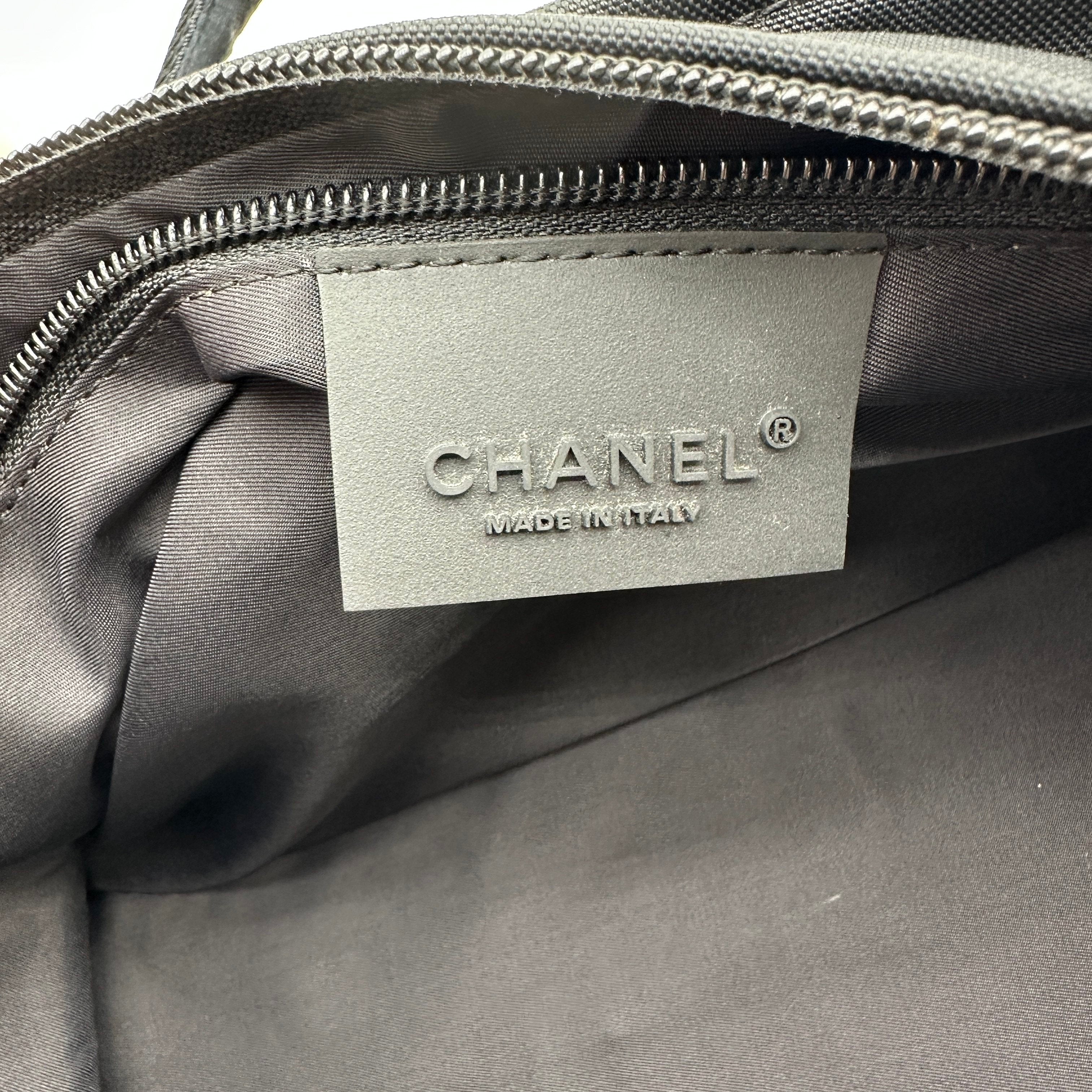 chanel boston bag black