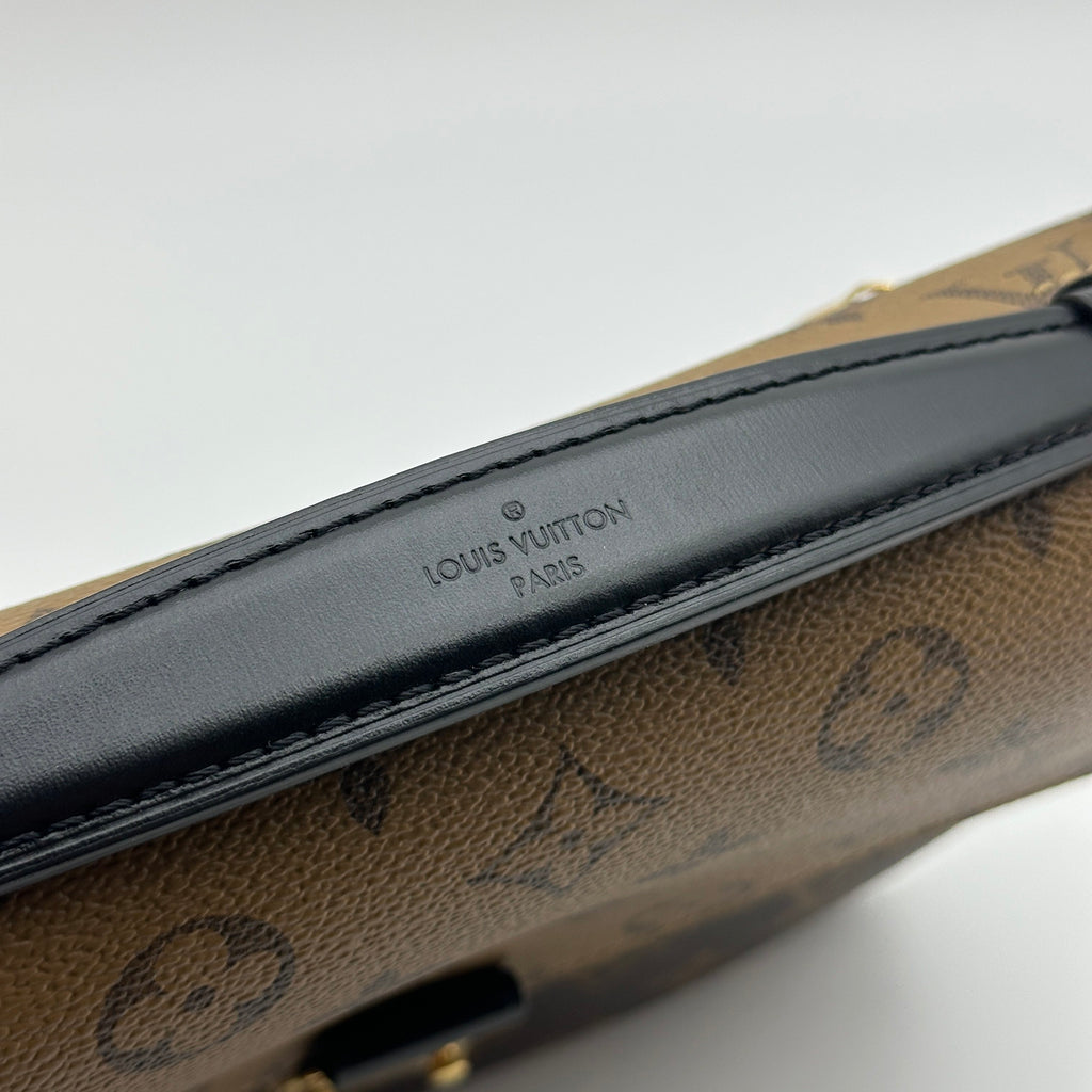 Louis Vuitton Monogram Reverse Canvas Pochette Métis 25cm Brown Crossbody Bag