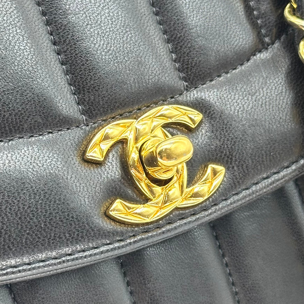 Chanel Vintage Vertical Diana Lambskin Chain Shoulder Bag Black 2 Series