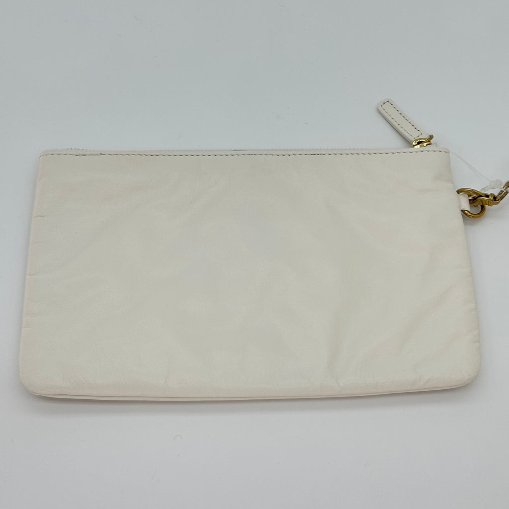 CHANEL 22 Small AS3260 Shiny Calfskin White Gold Hardware Chain Shoulder Bag
