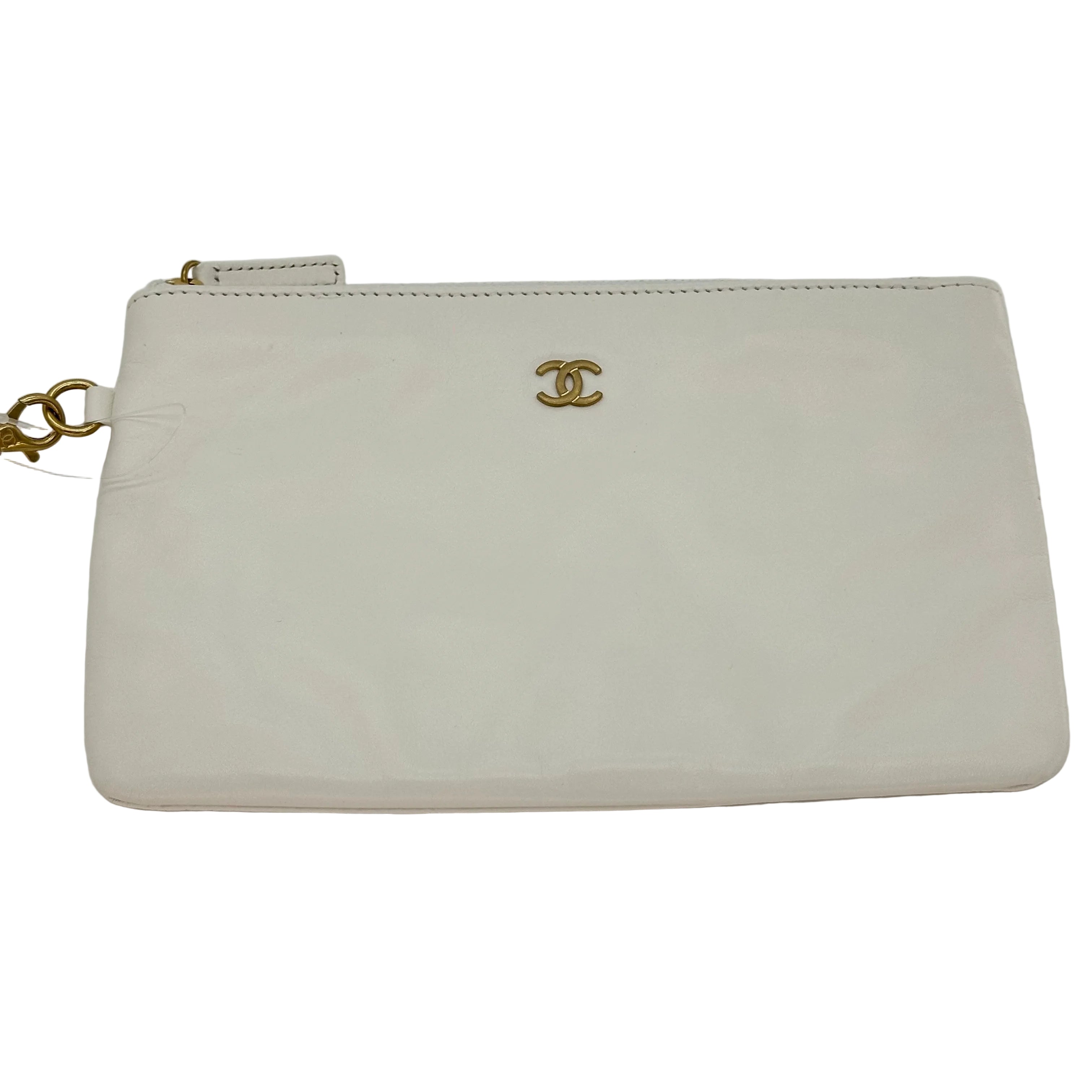 CHANEL 22 Small AS3260 Shiny Calfskin White Gold Hardware Chain Shoulder Bag