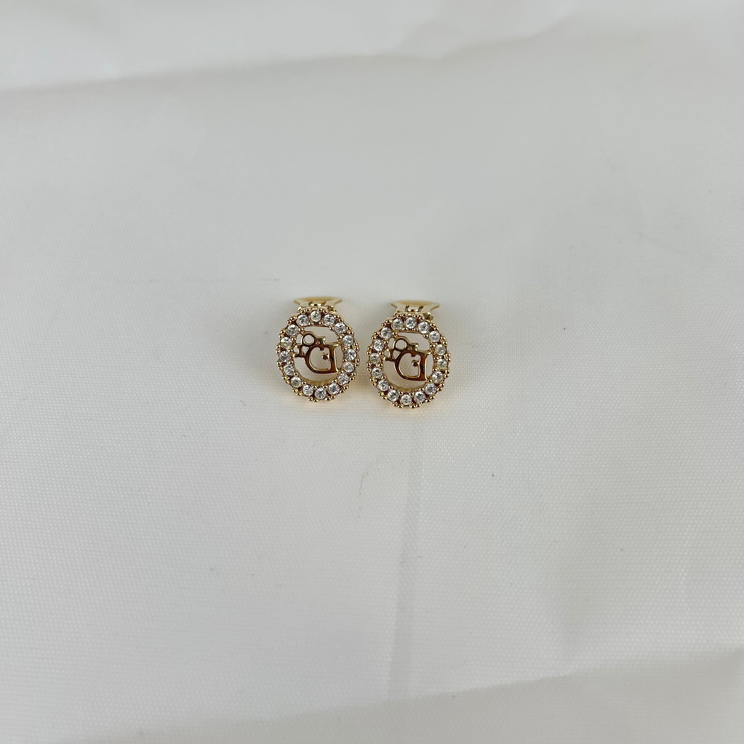 クリスチャン・ディオール Oval Rhinestone ゴールド カラー Logo イヤリング ヴィンテージ Jewelry