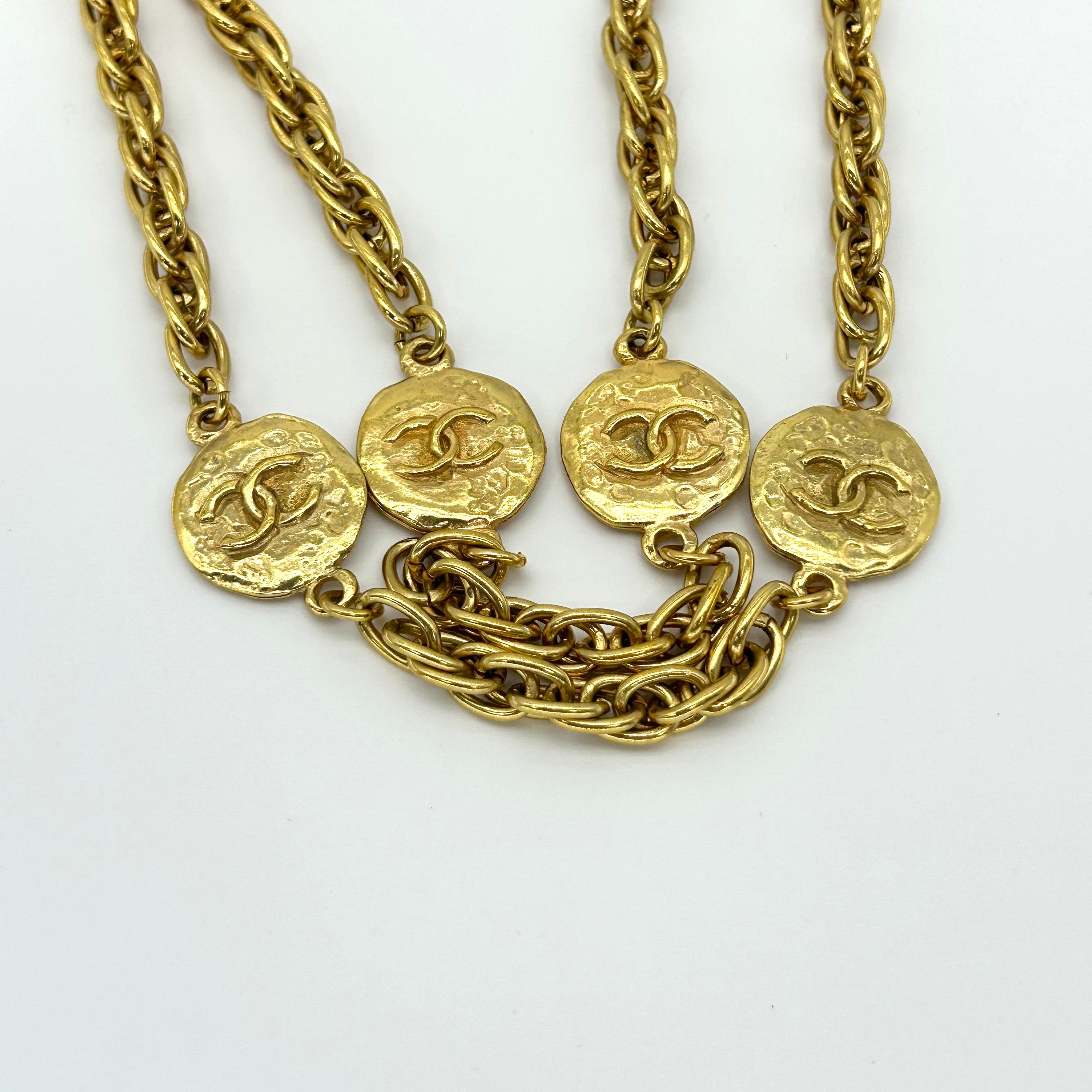 Chanel Vintage Coin Sweater Chain Necklace Gold 93P