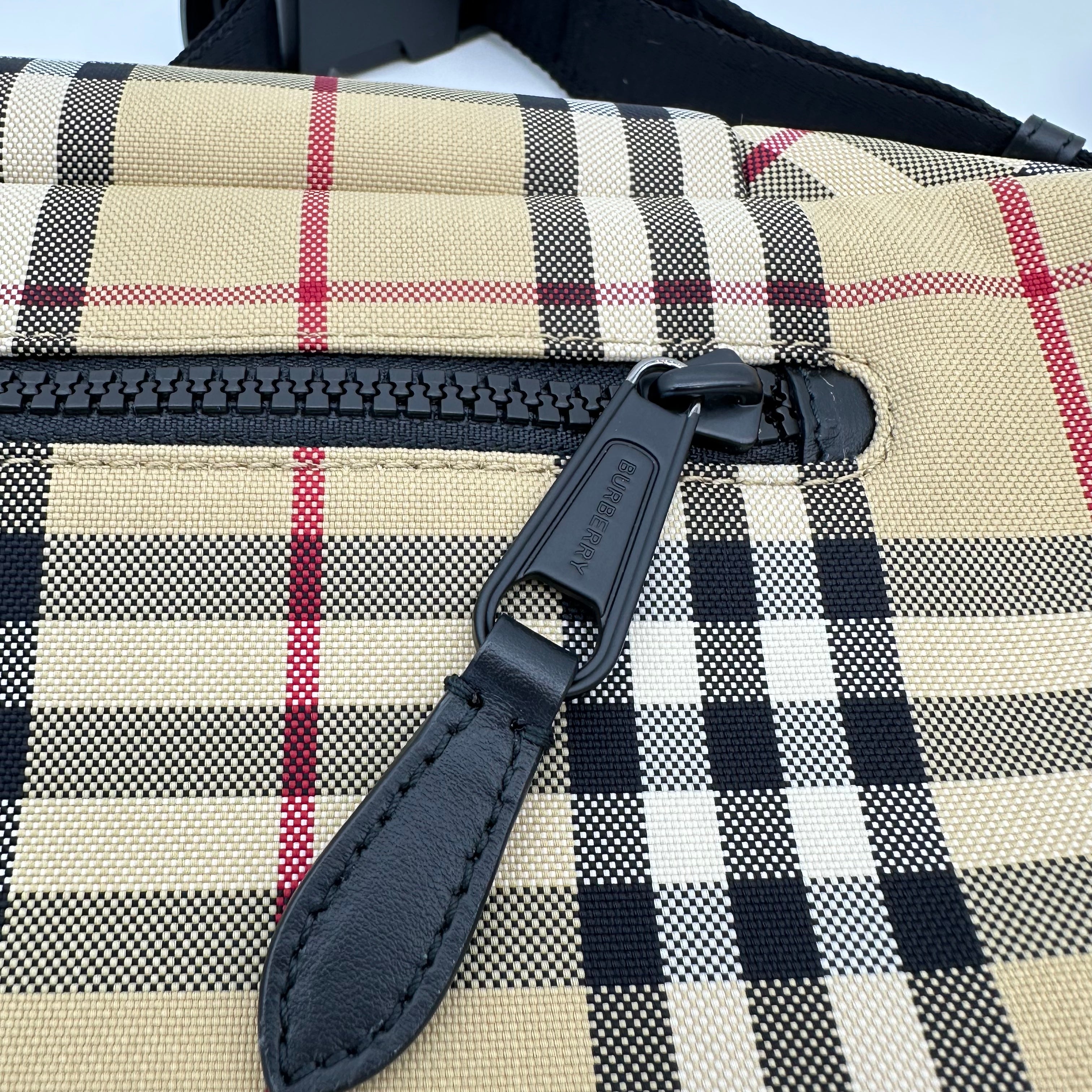 Sac banane Nova Check Burberry