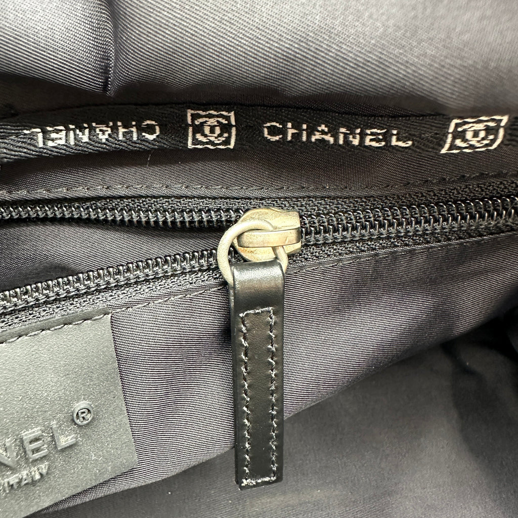 chanel boston bag black