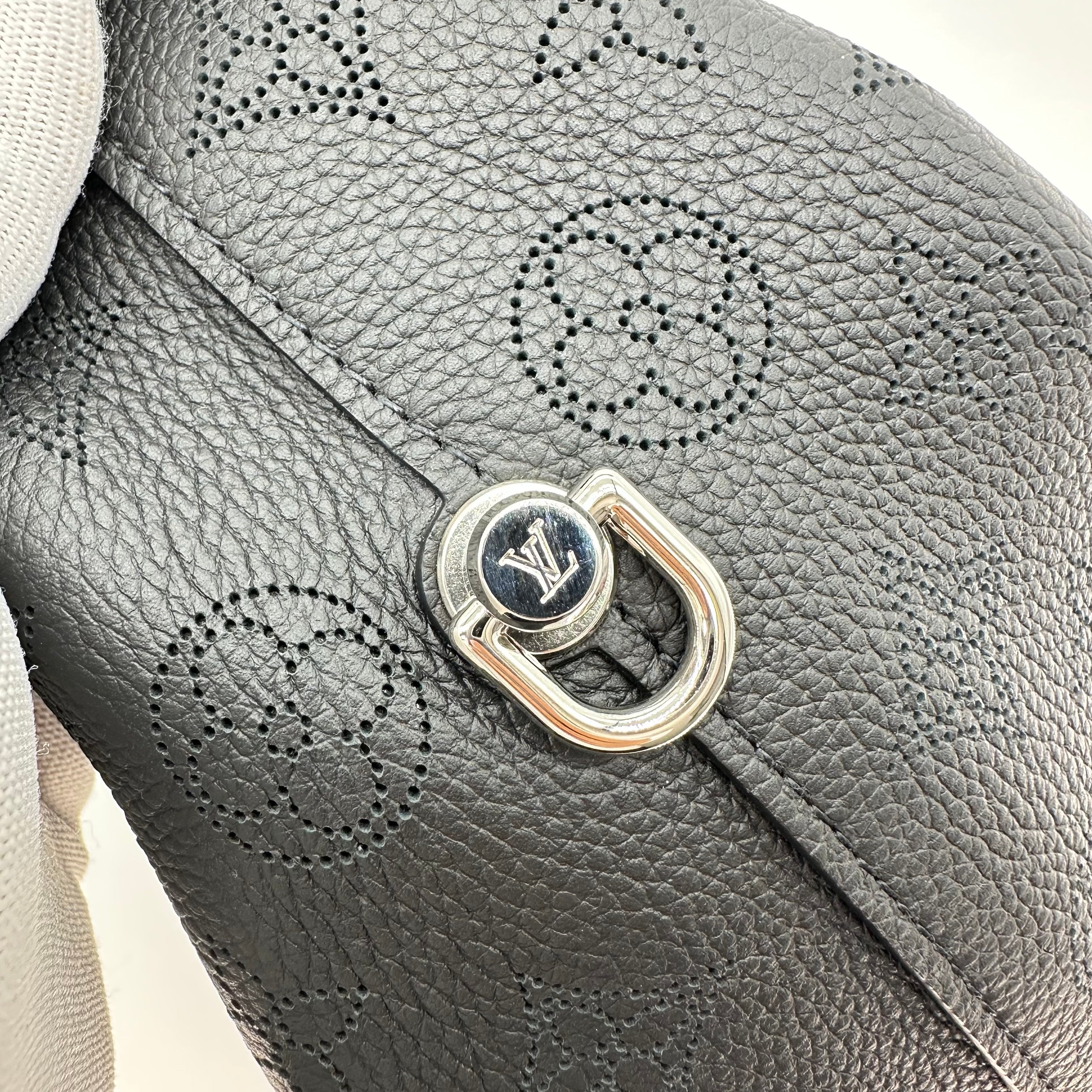 Louis Vuitton Why Knot PM Monogram Mahina Leather Shoulder Bag Black M20703 RFID