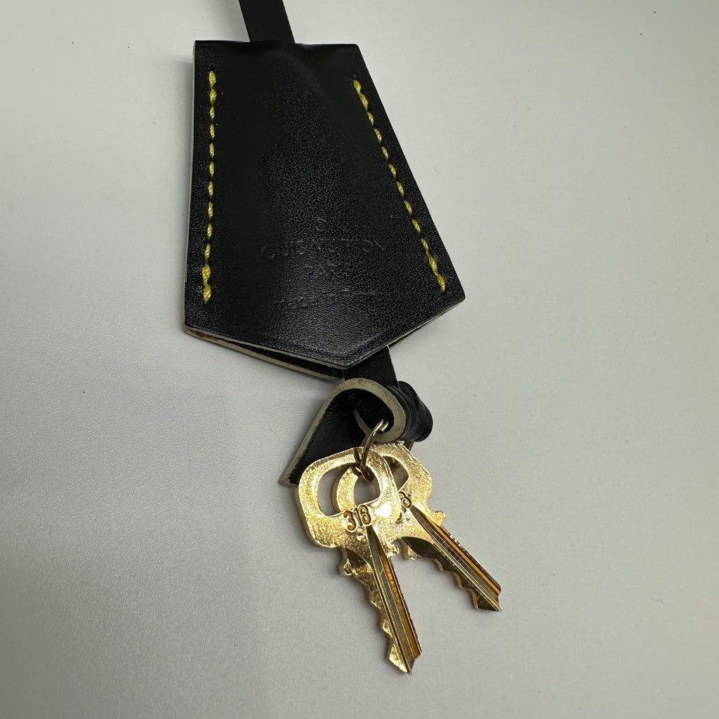 Louis Vuitton Suhali Leather Le Radieux M95623 Noir Handbag
