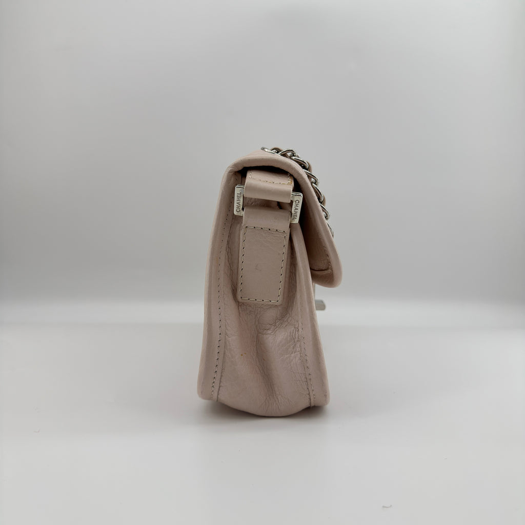 Chanel Vintage Mademoiselle Lock Flap Bag 2.55 Leather Shoulder Bag Pink Silver Metal Fittings 8XXXXXX