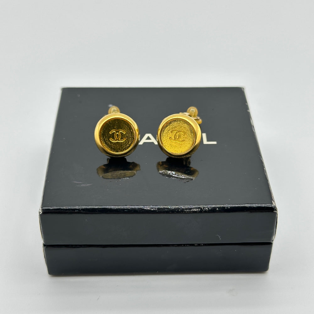 Chanel 99A Gold Coco Mark Round Clip-On Earrings