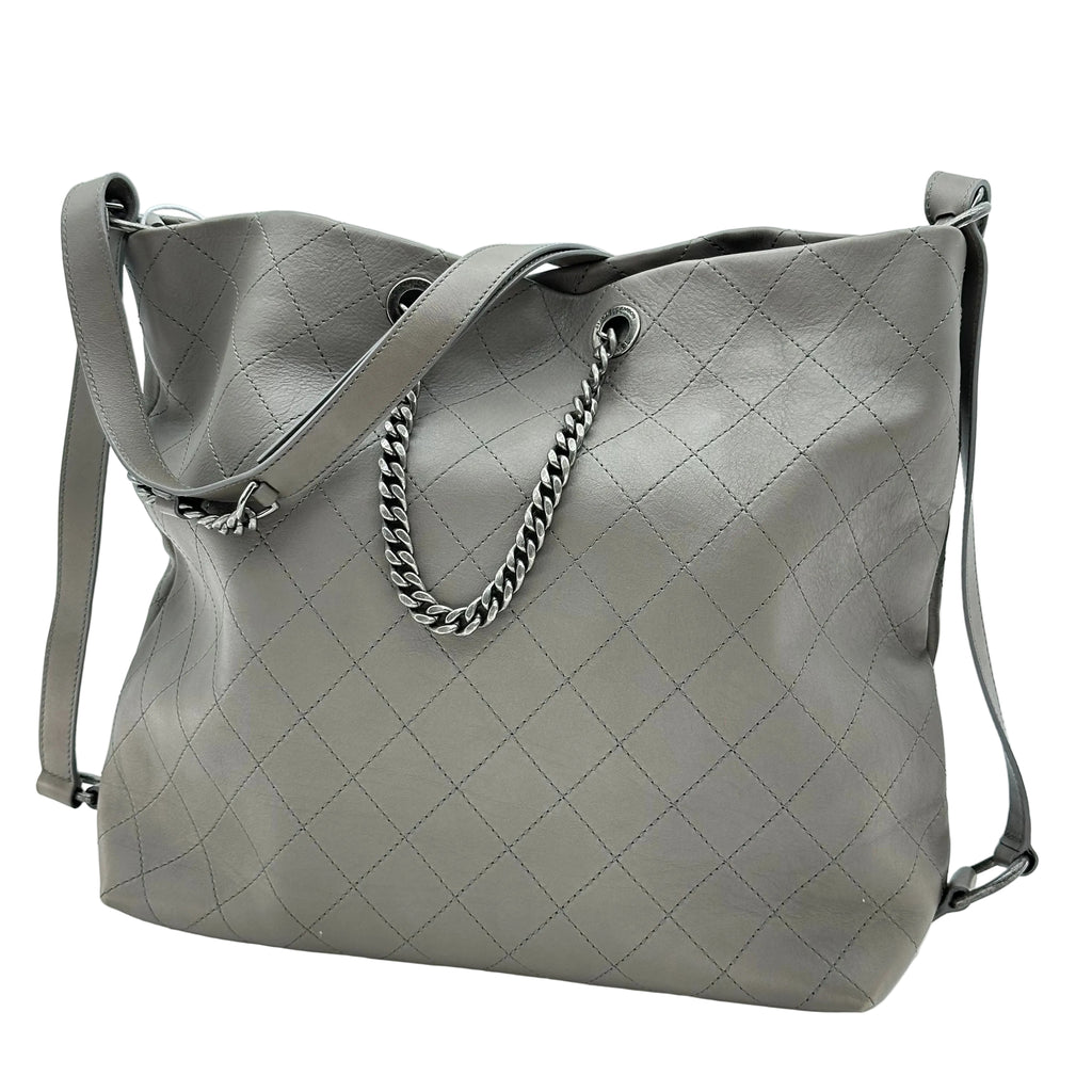 シャネル Urban Allure チェーン Handle ホーボー Stitched カーフスキン ミディアム 24 シリーズ