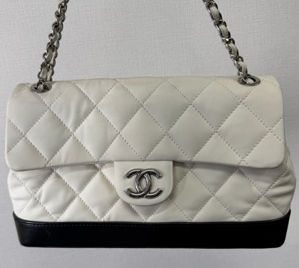 CHANEL Matelassé Flap Bag White×Black Silver Shoulder /Crossbody Bag production year2010-2011
