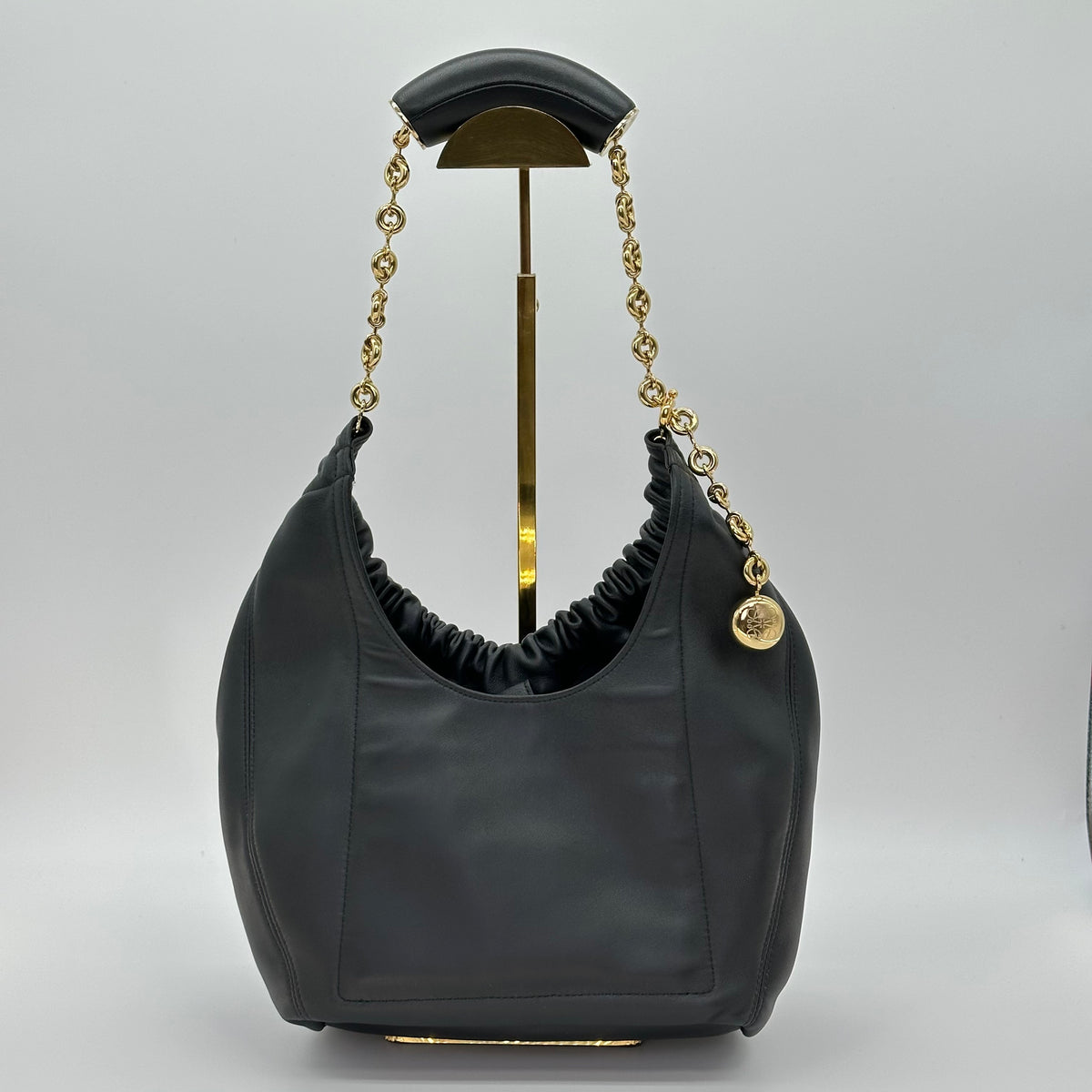 LOEWE Kleine Quetschtasche aus weichem Nappa-Lammleder Schwarz 2way HOBO