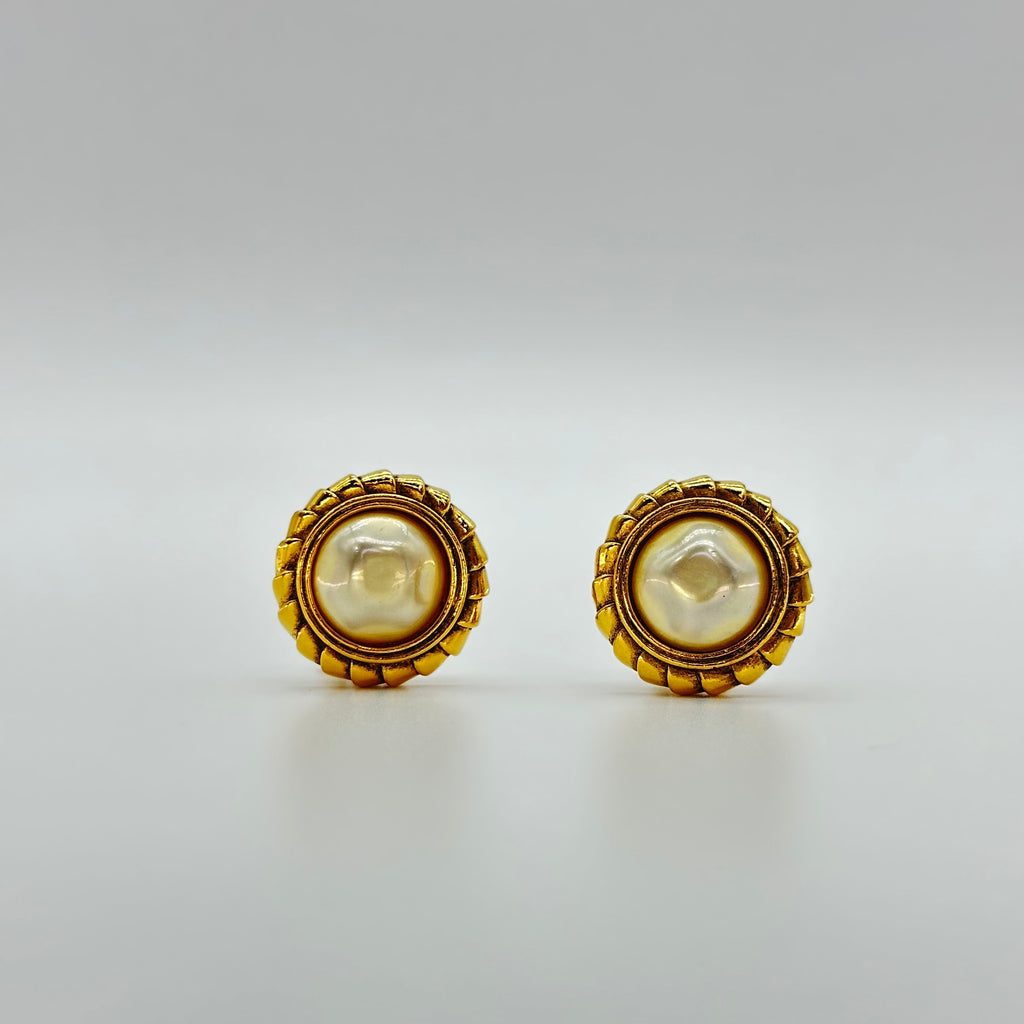 Chanel Pearl Clip On Earrings Ear Cuff Vintage