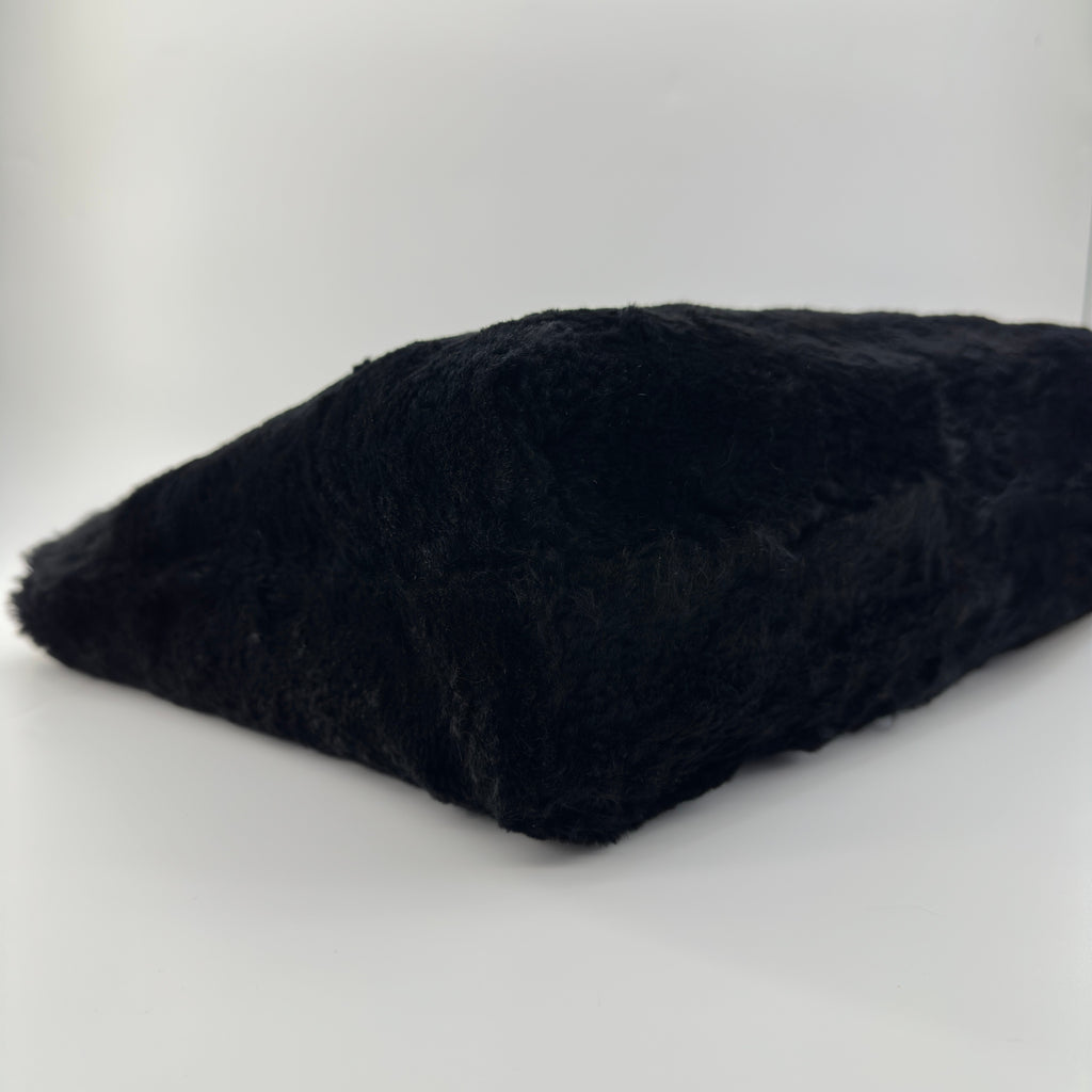 ▼JAPAN ONLY▼CHANEL Rabbit Fur Chain Tote Bag with CC Logo Black 6XXXXXX