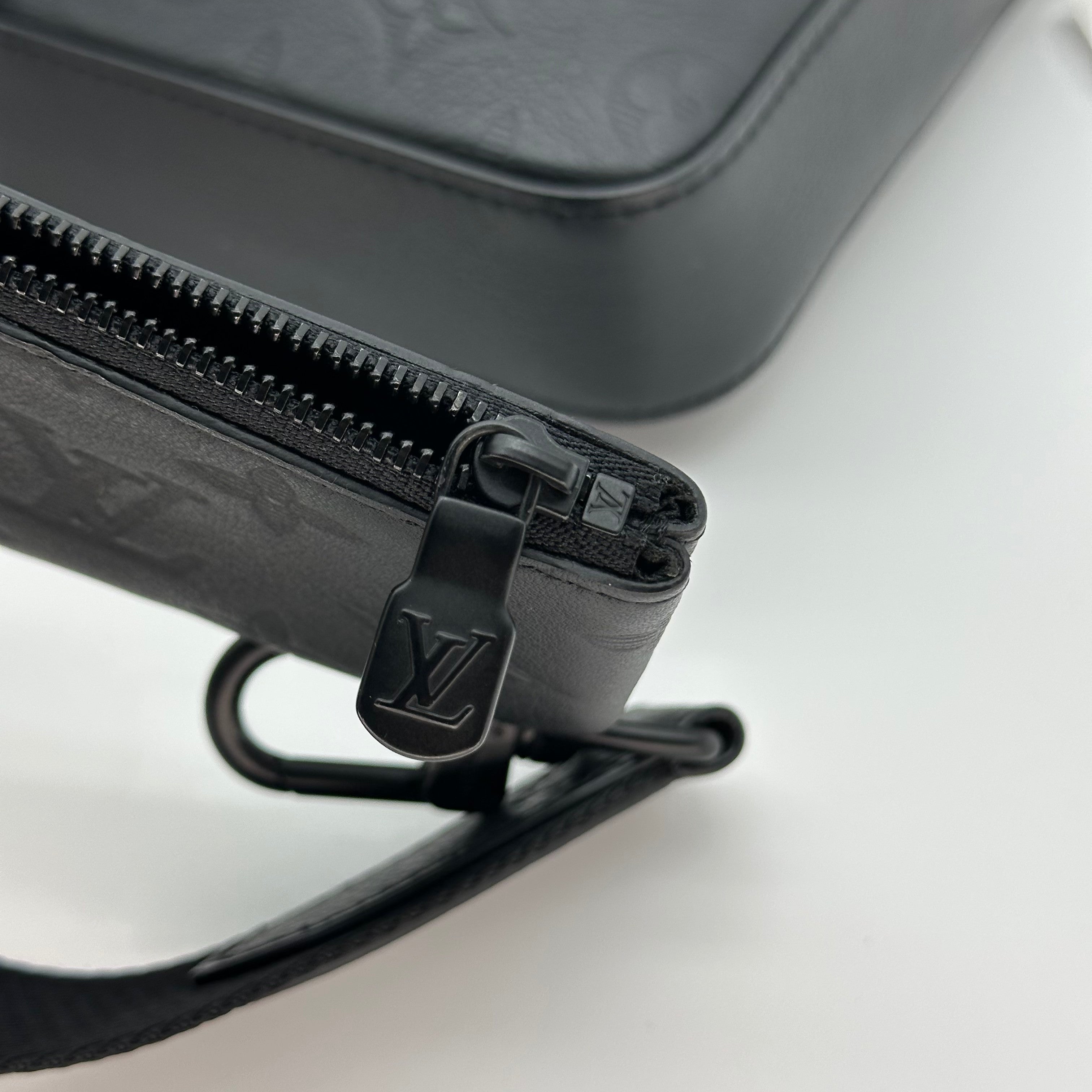 Louis Vuitton Monogram Shadow Trio Messenger M46602 Black with RFID
