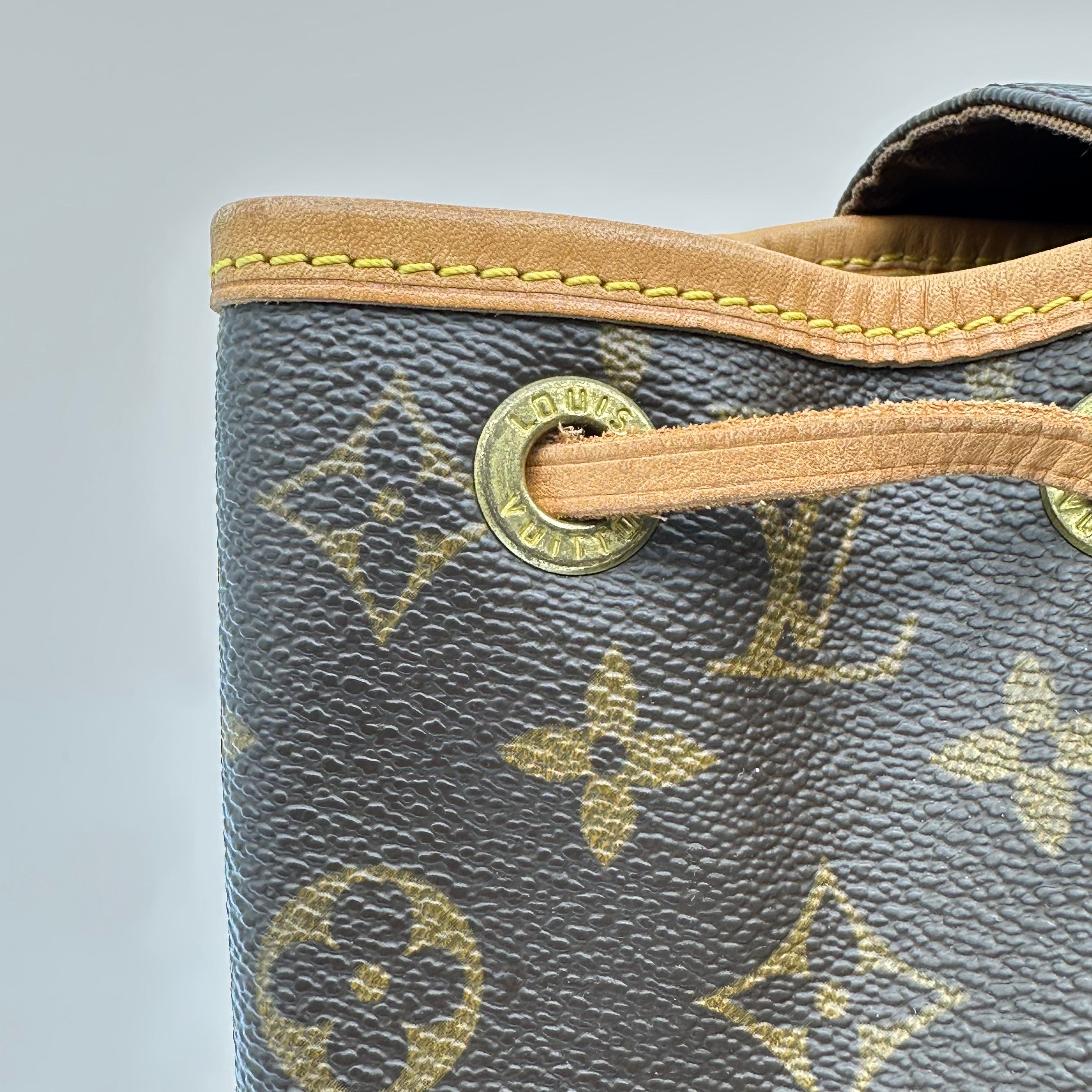 Louis Vuitton Montsouris MM Monogram Backpack M51136