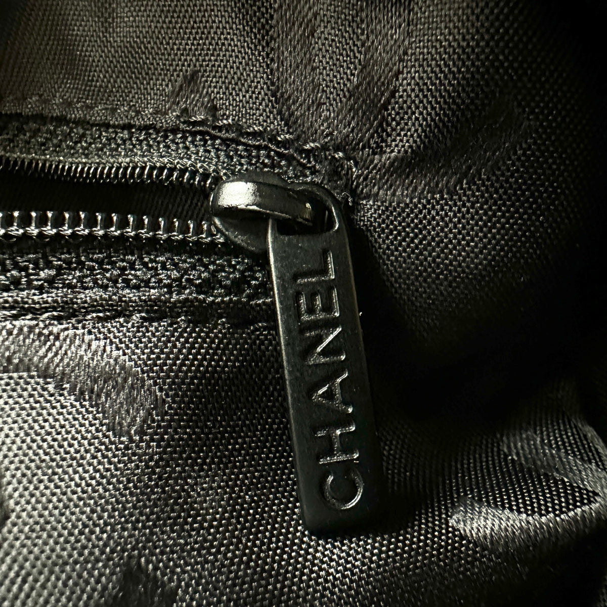 Chanel Chocolate Bar Cotton Chain Shoulder Bag Black Black Metal Fittings 7040713 7XXXXXX