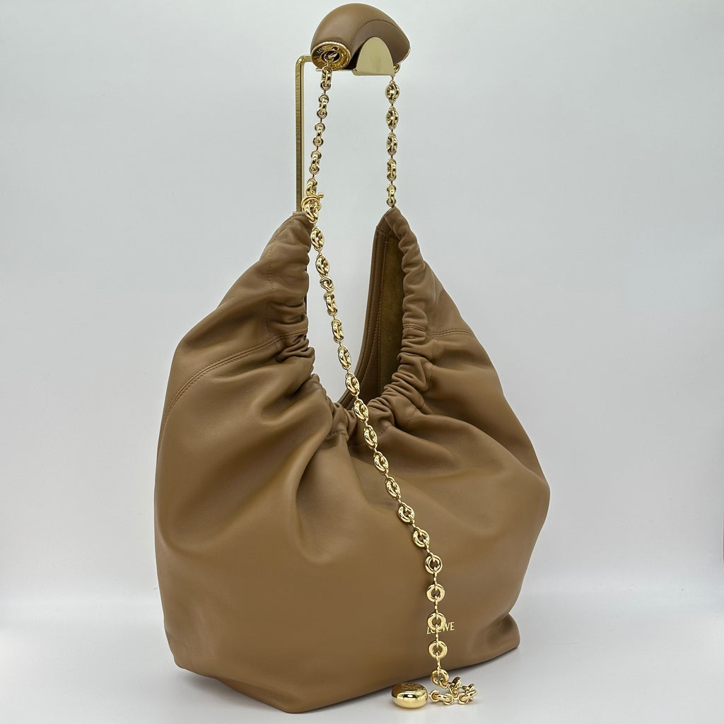 LOEWE Squeeze Bag LOEWE Tote Chain Shoulder Bag A914NCHX01