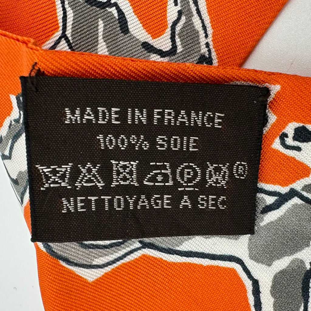 Hermes Chevaux en Liberte Twilly 100%Silk Orange 2021