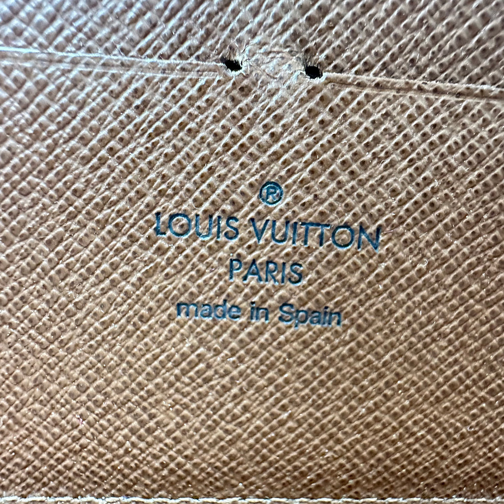 Louis Vuitton Round Wallet Zippy Monogram M60017