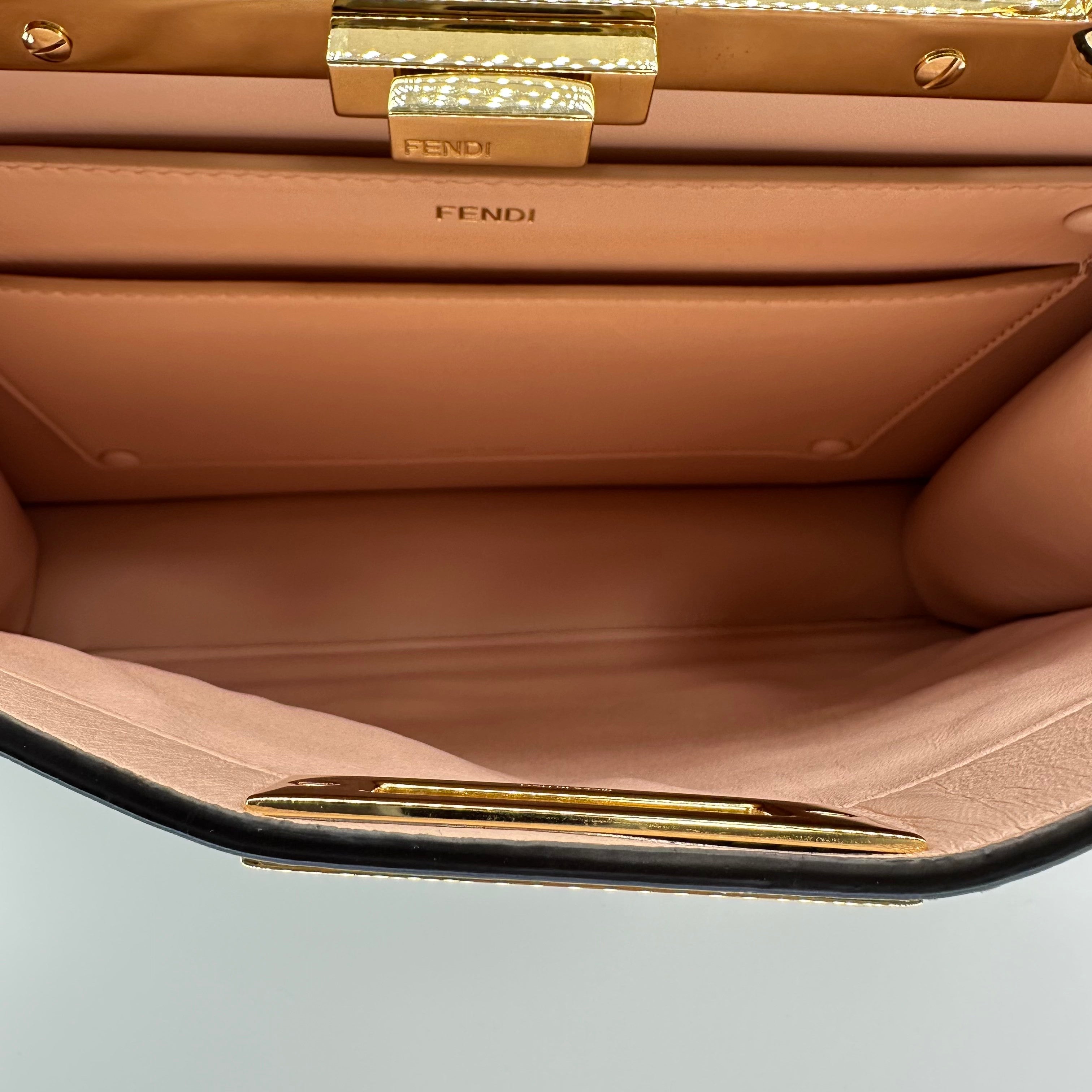 FENDI Selleria Peekaboo leather 2way bag