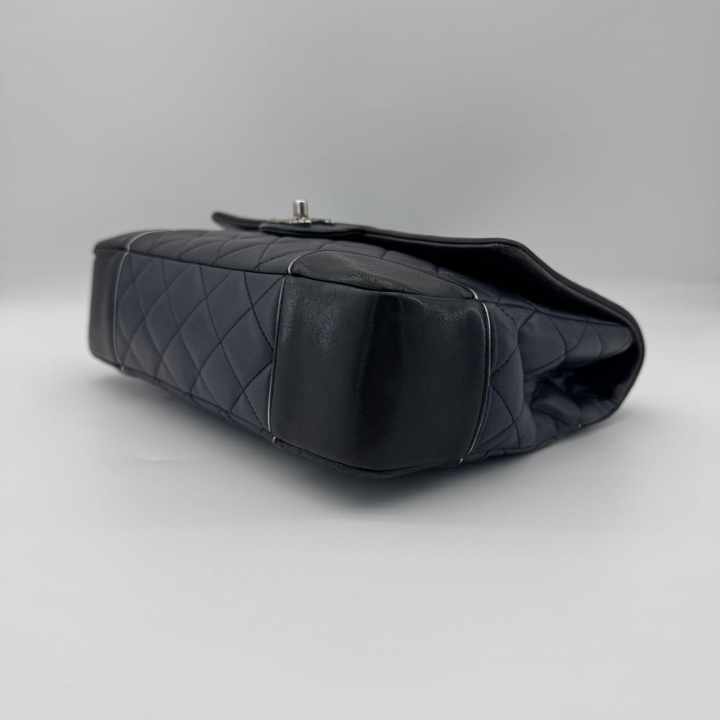 Chanel Matelasse Lambskin Single Flap Double Chain Bag Navy Blue Gunmetal Fittings 21XXXXXX