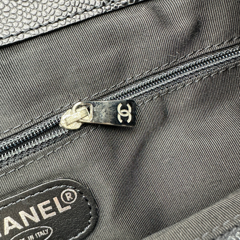 chanel caviar cc backpack black caviar leather