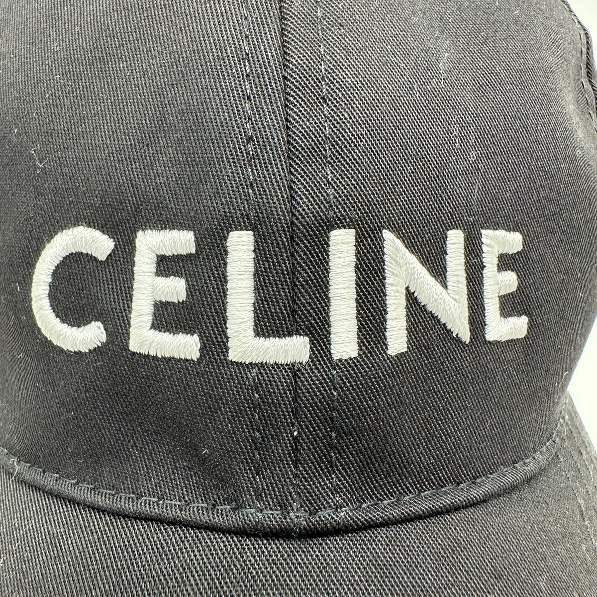 Celine Logo Cap L Cotton Black Wears Marked With odor Lint on fabric Frayed