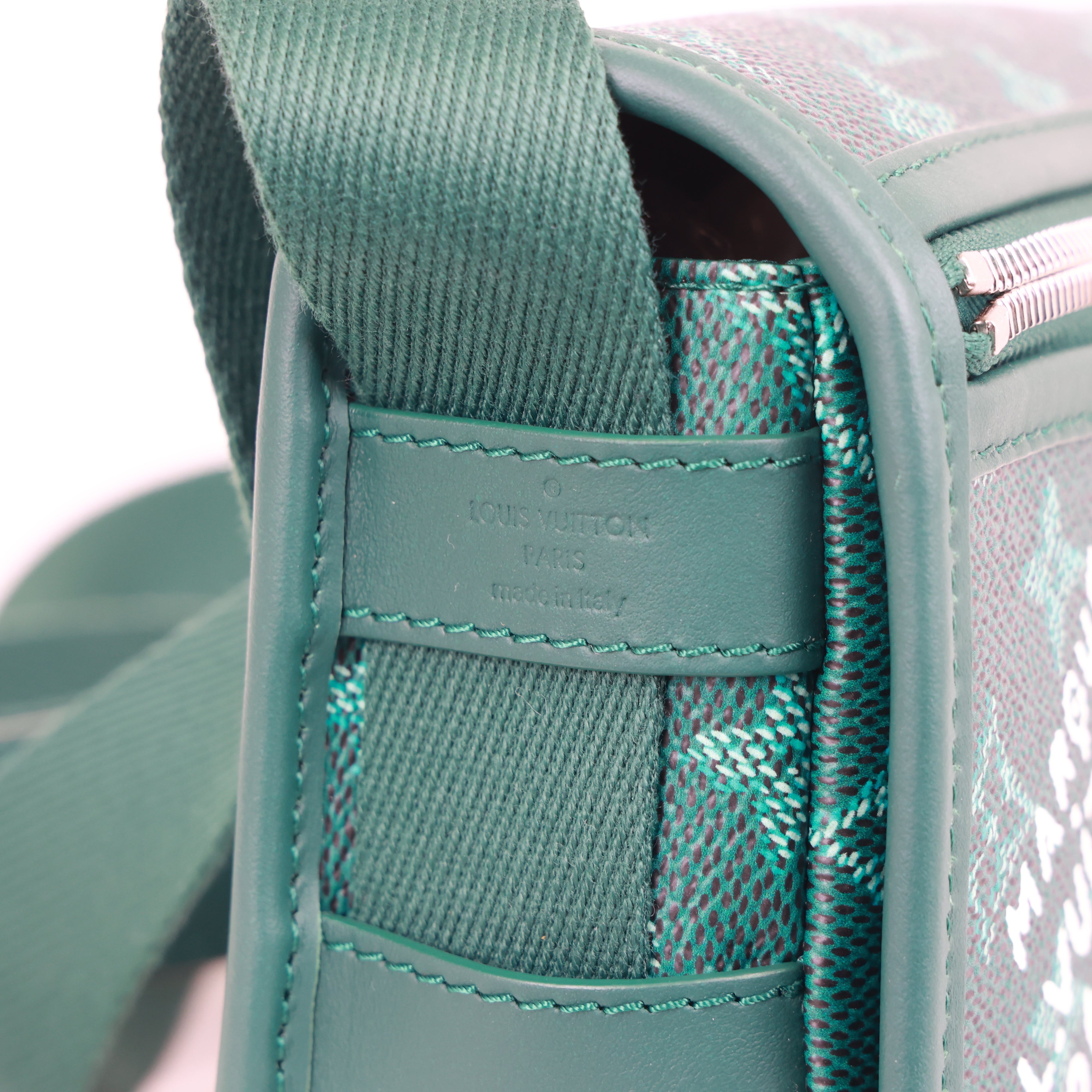 Louis Vuitton Bosporus Kameratasche Monogram Canvasm Messenger Umhängetasche M12637 RFID
