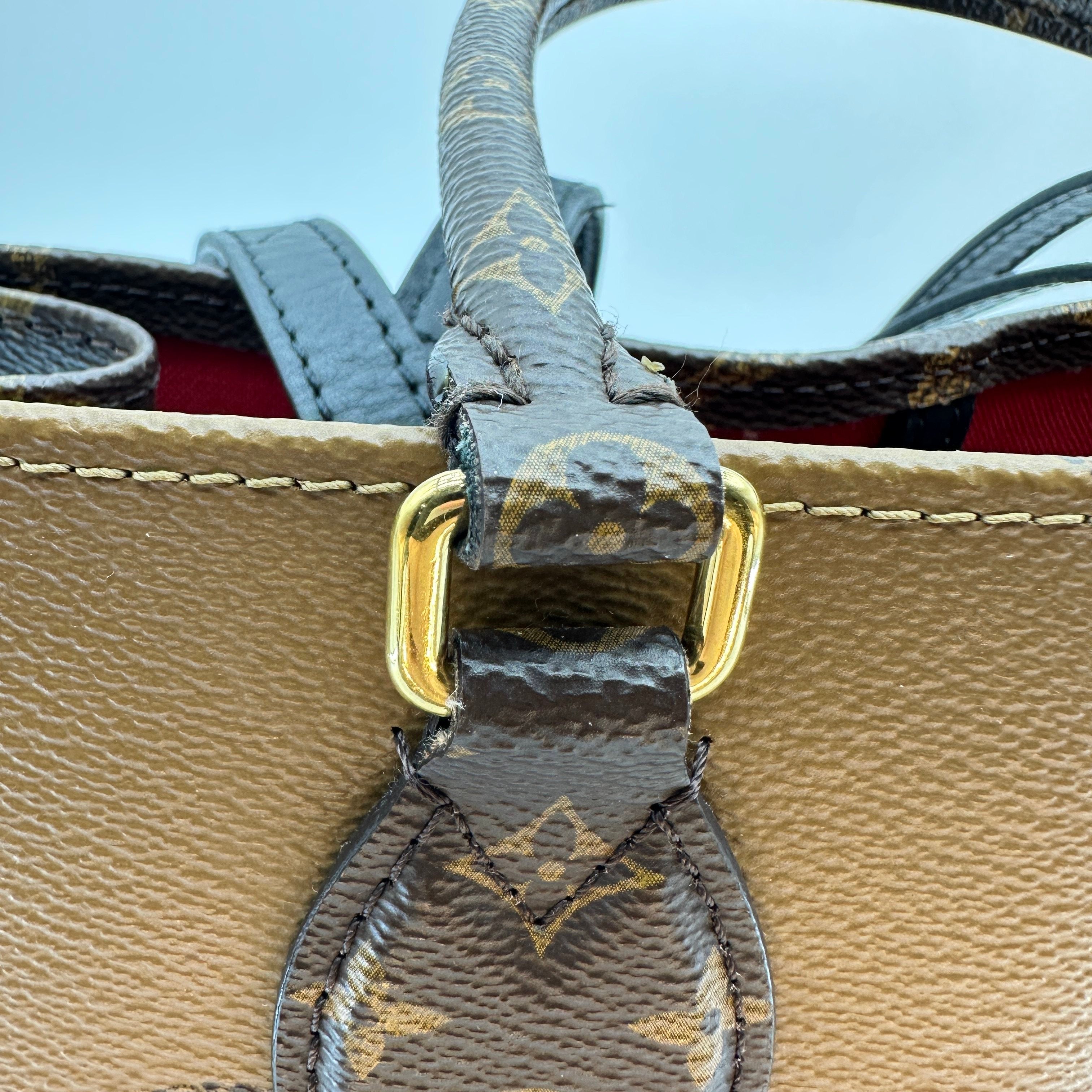 Louis Vuitton Giant Monogram Reverse On the Go MM M45321  Brown There was an RFID response