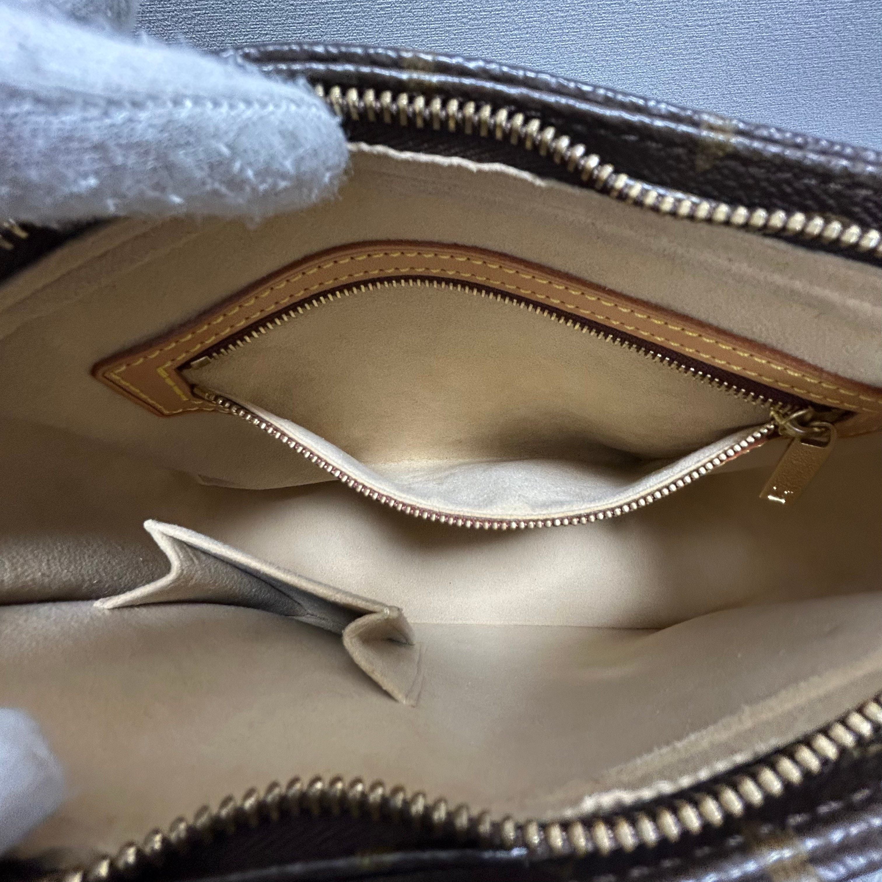 Louis Vuitton Looping MM Monogram Sac à main Sac à bandoulière M51146