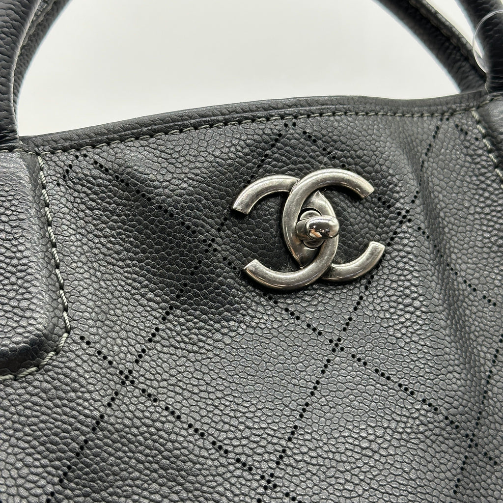 chanel matelasse caviar skin 2 way tote bag black gunmetal fittings no serial number