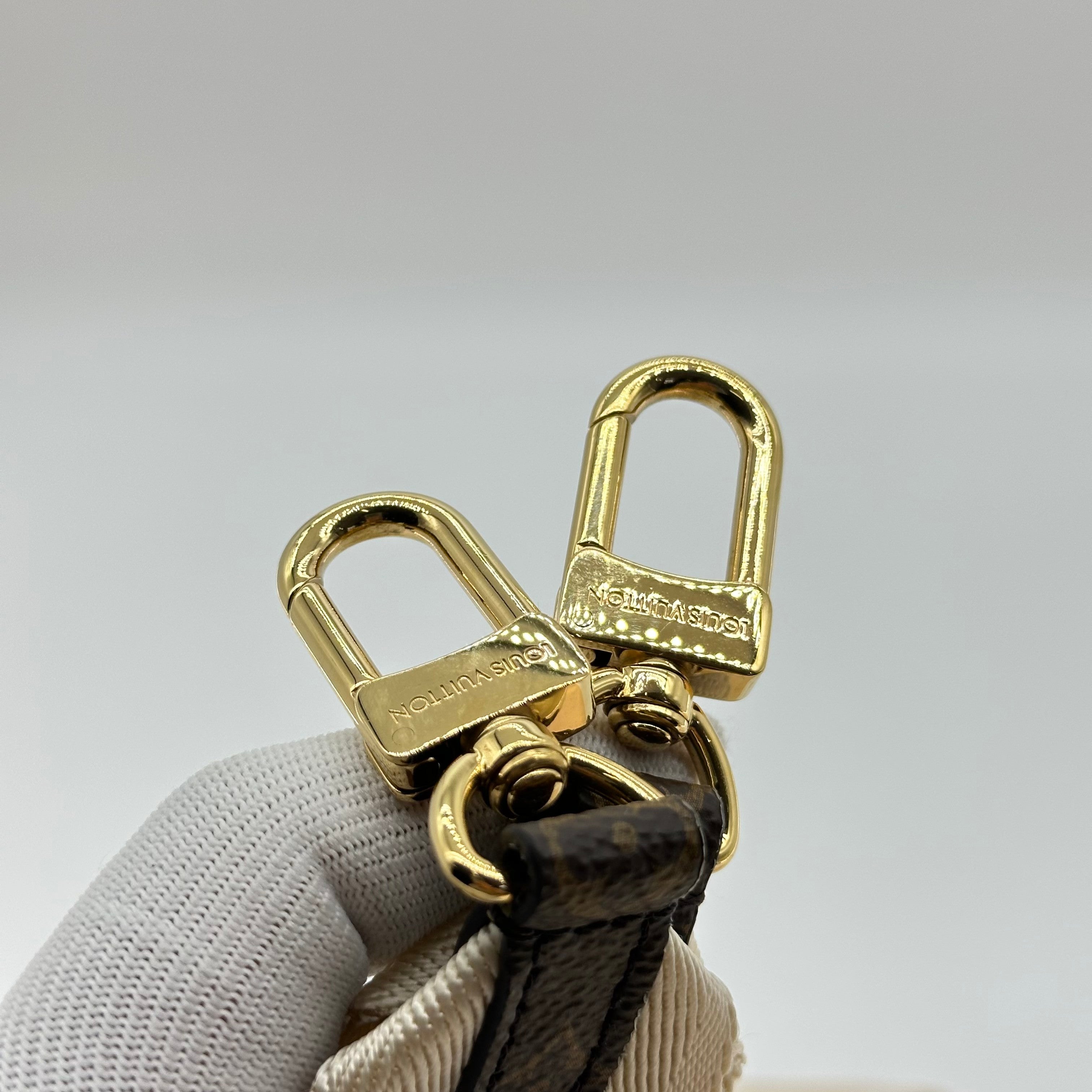 Louis Vuitton Monogram Reverse OnTheGo EW M46653 RFID